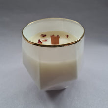 Load image into Gallery viewer, Golden Rose