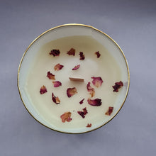 Load image into Gallery viewer, Golden Rose