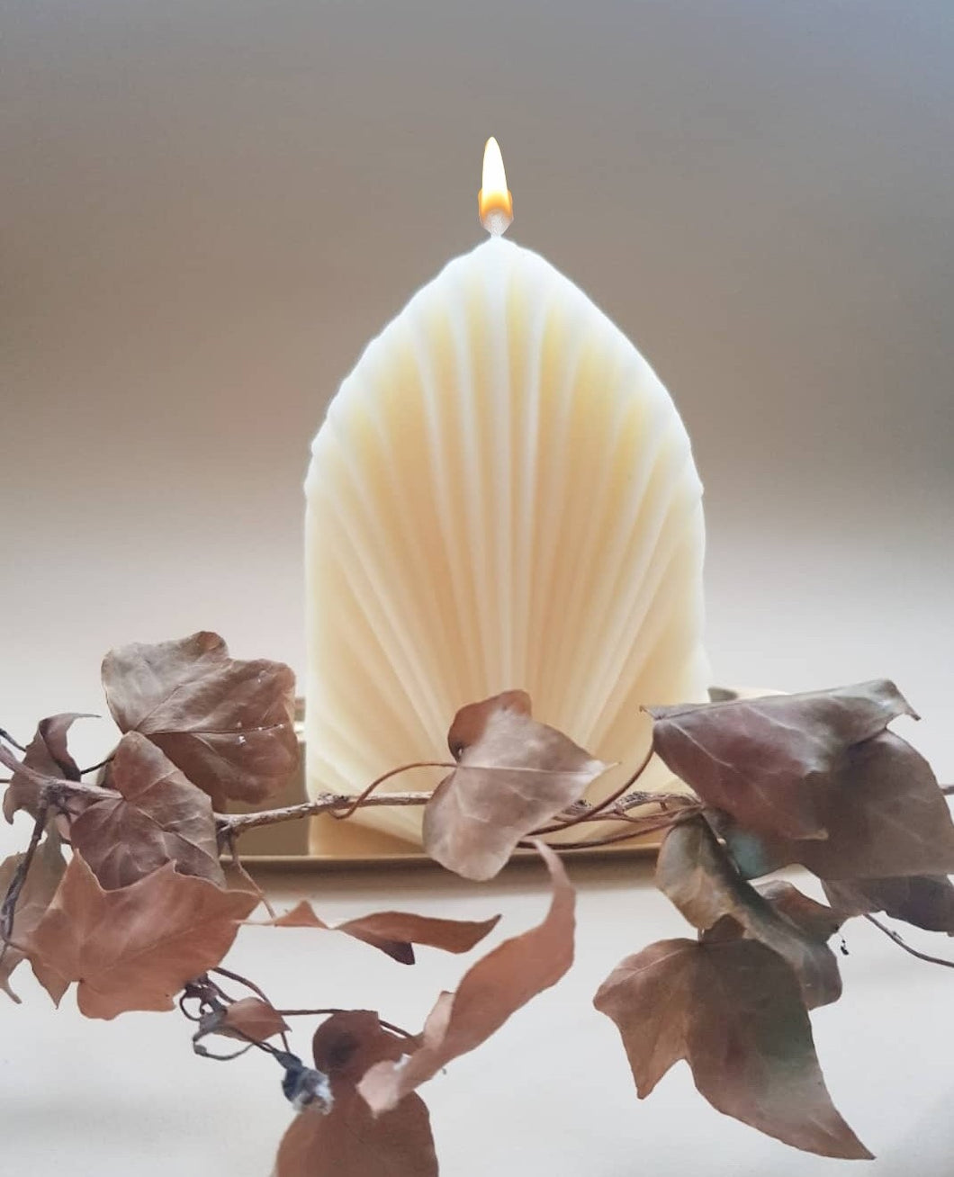 Palm Leave Statement Candle